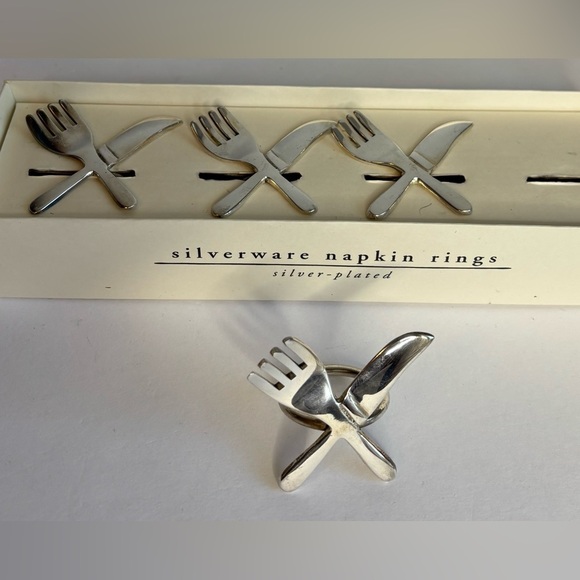 NAPKIN RINGS (PIER 1 FORK/KNIFE) (SET OF 4) - Picture 5 of 6